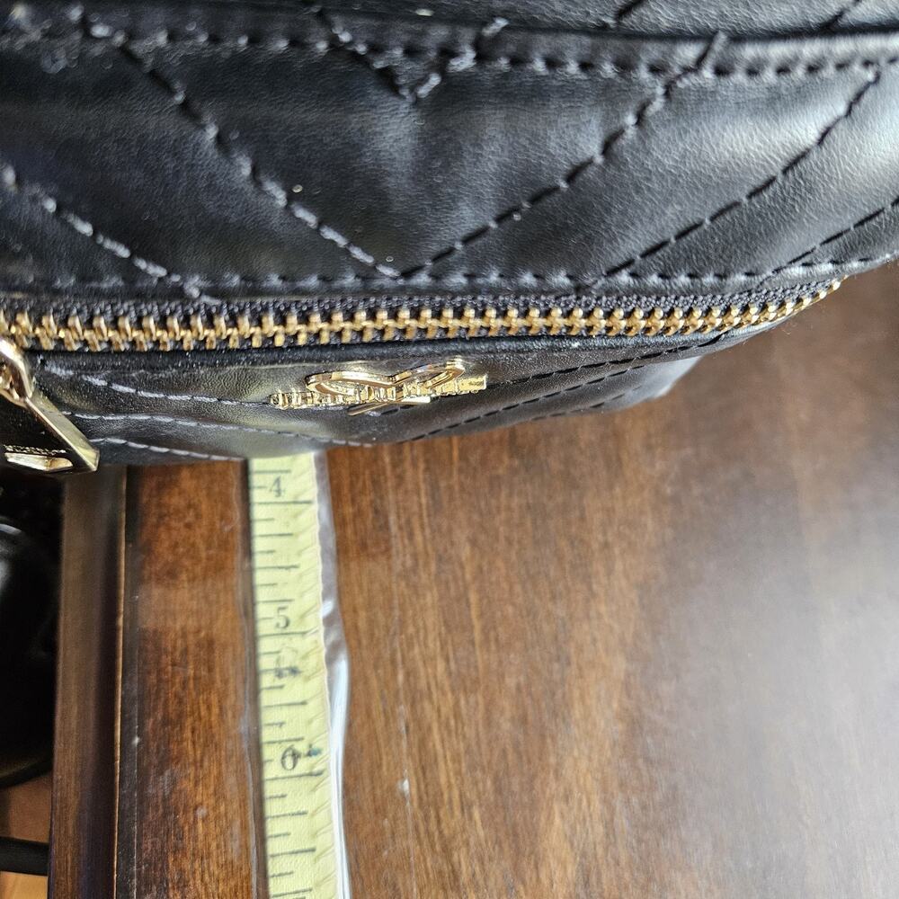 Victoria Secret Quilted Cheveron Faux Leather 90s Black Gold Mini Backpack Logo - Picture 13 of 15